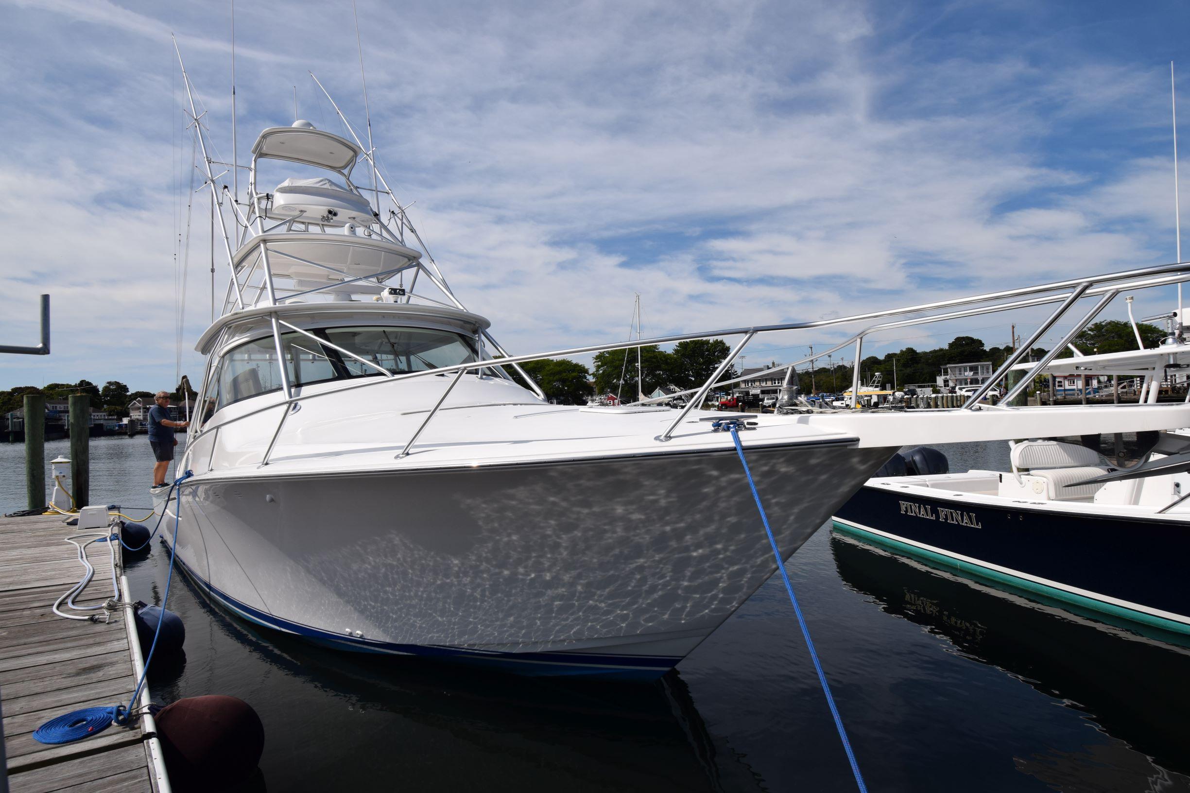 42 Viking Open with SeaKeeper 2015 