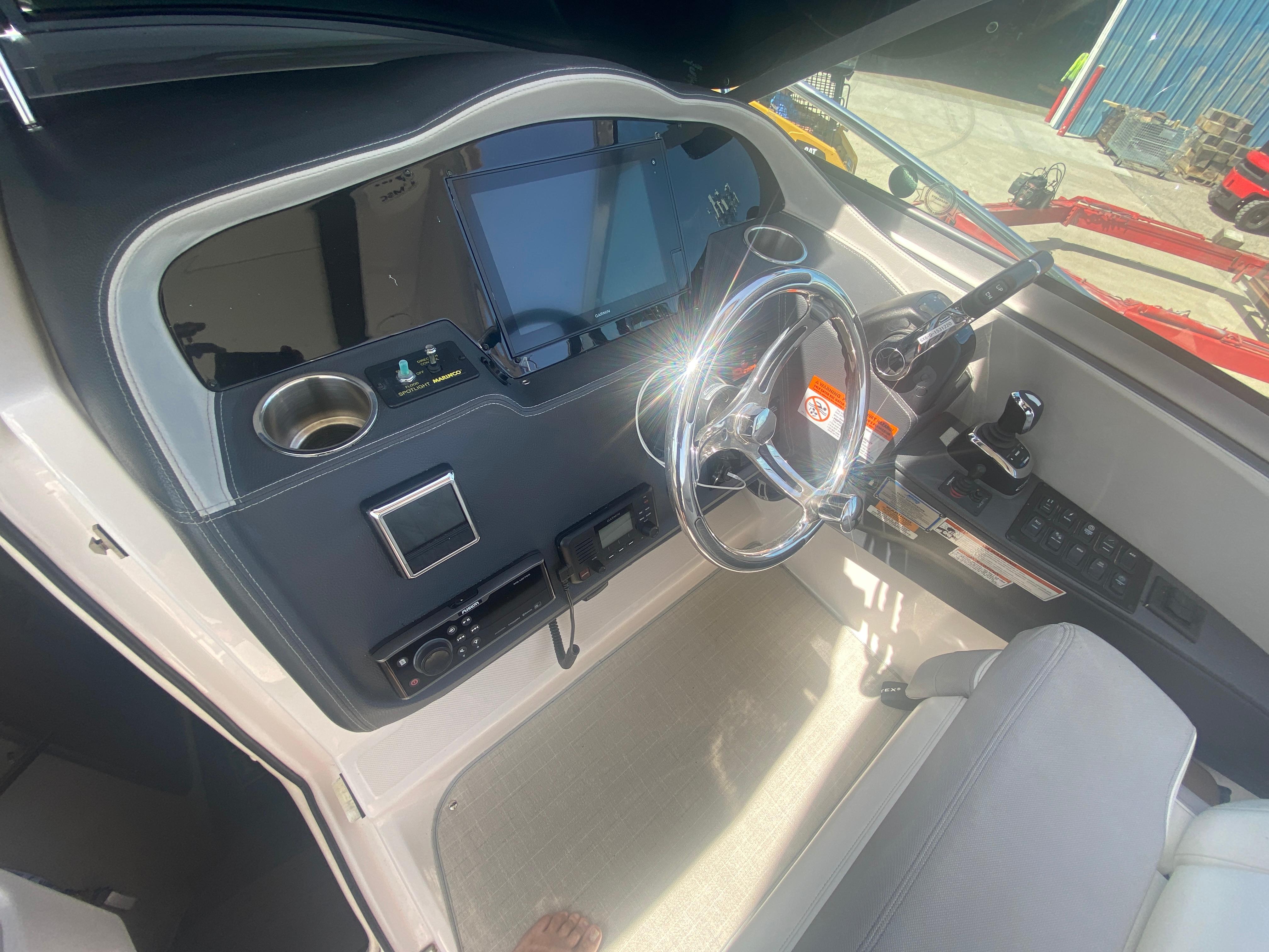 2020 Regal 33 XO For Sale Holland, MI, US JBYS B3211