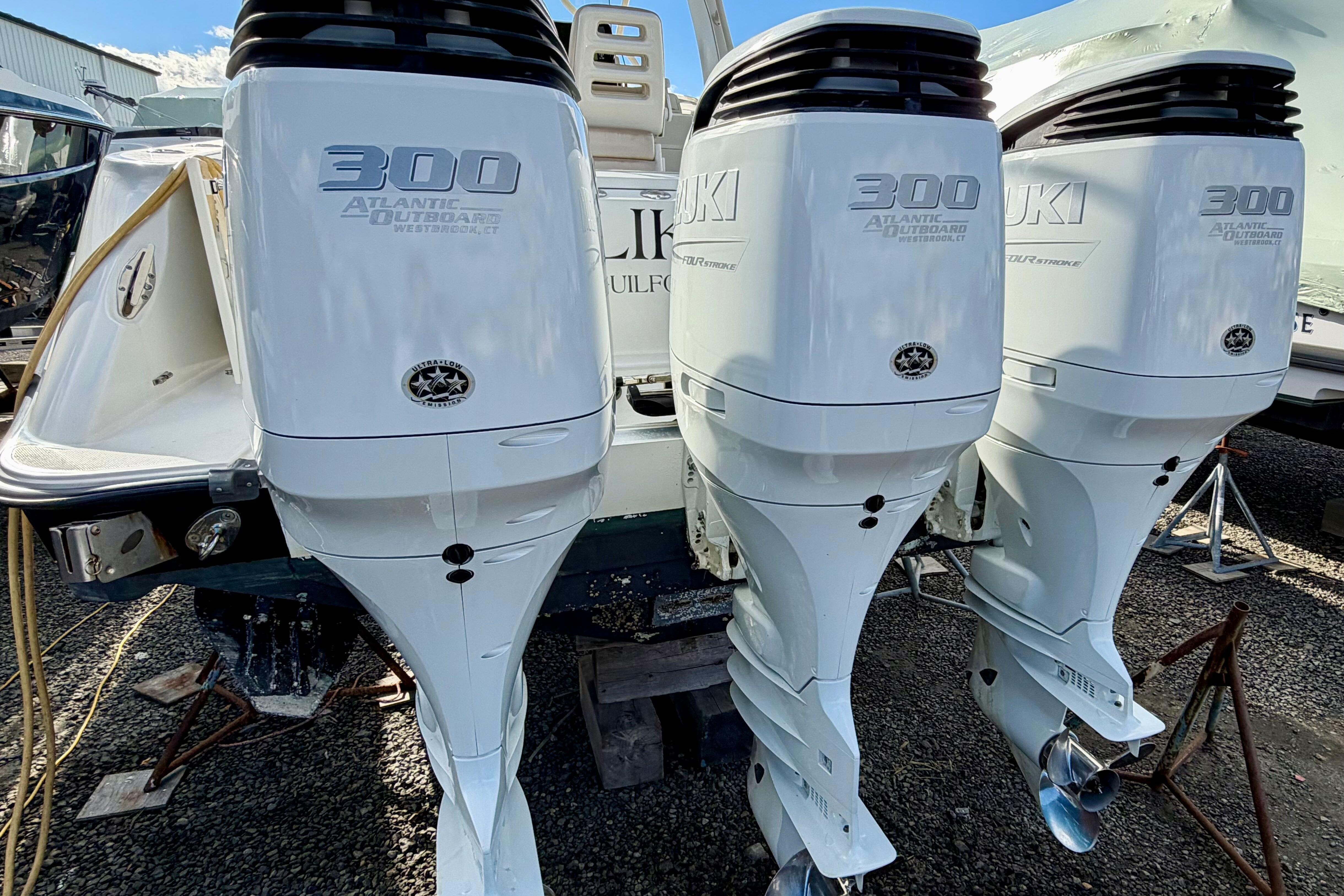 2008 Hydra-Sports Vector 3500 VX