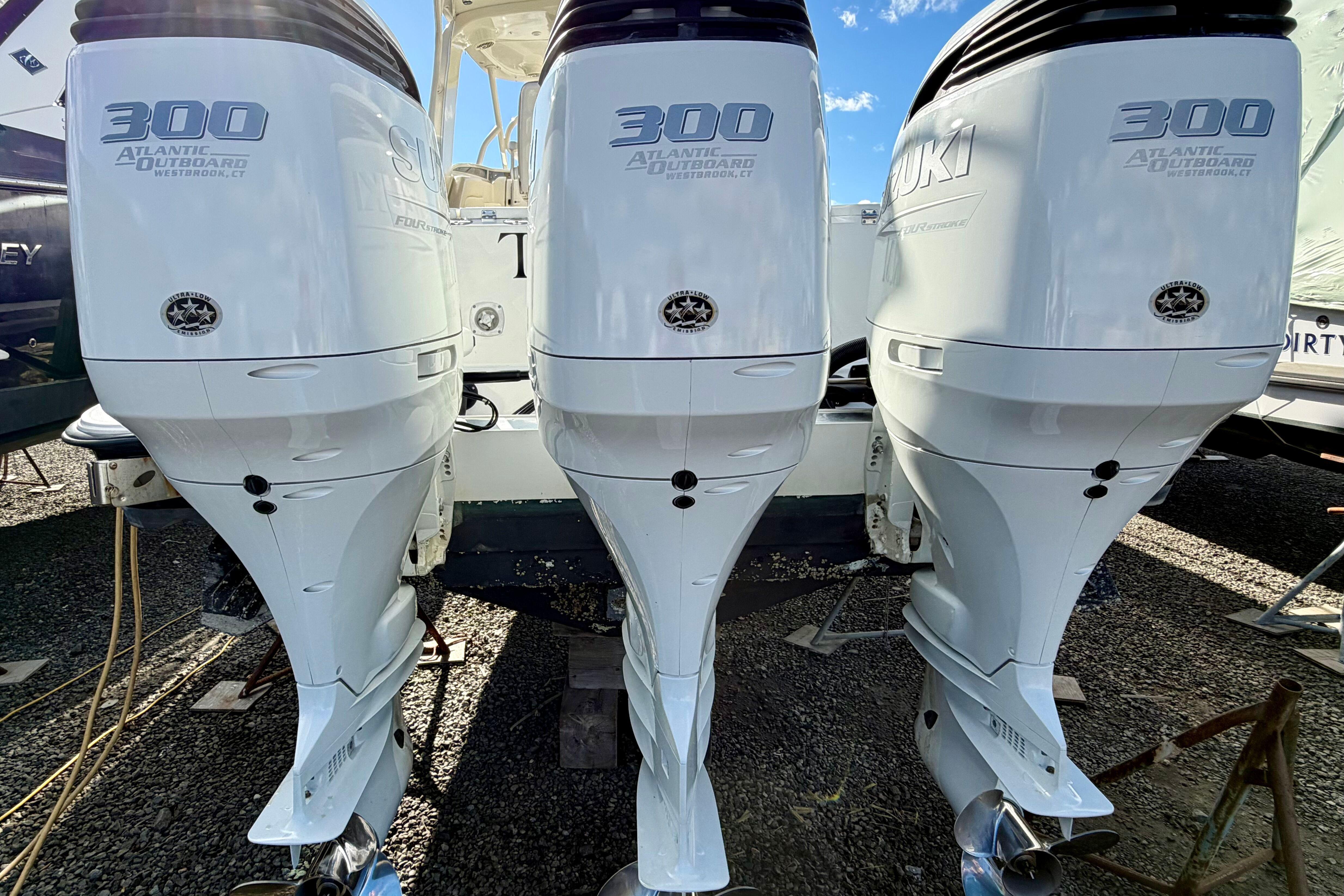 2008 Hydra-Sports Vector 3500 VX