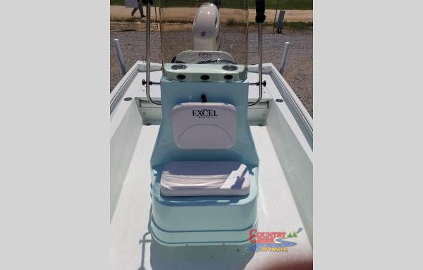 2021 Excel boat for sale, model of the boat is 220 Bay & Image # 6 of 9