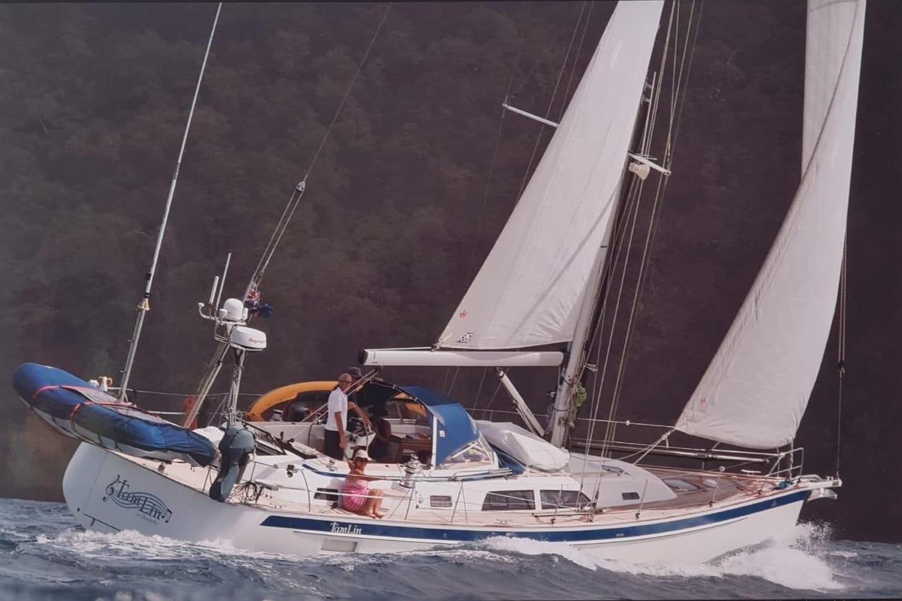 Hallberg-Rassy 44 for sale