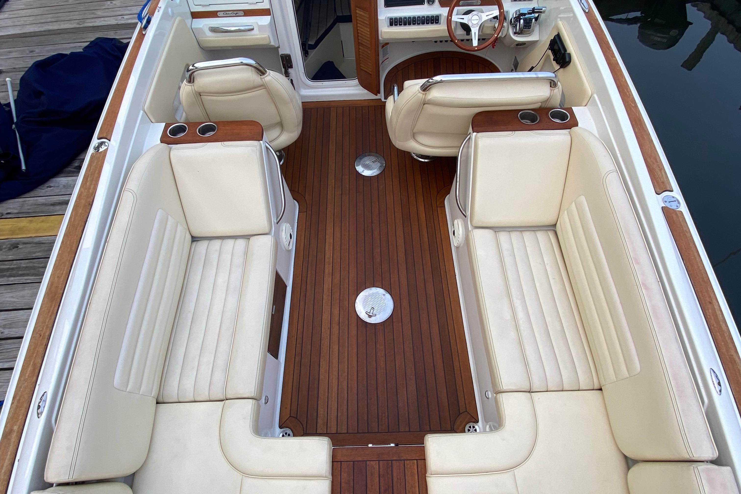 2012 Chris-Craft Corsair 28-11