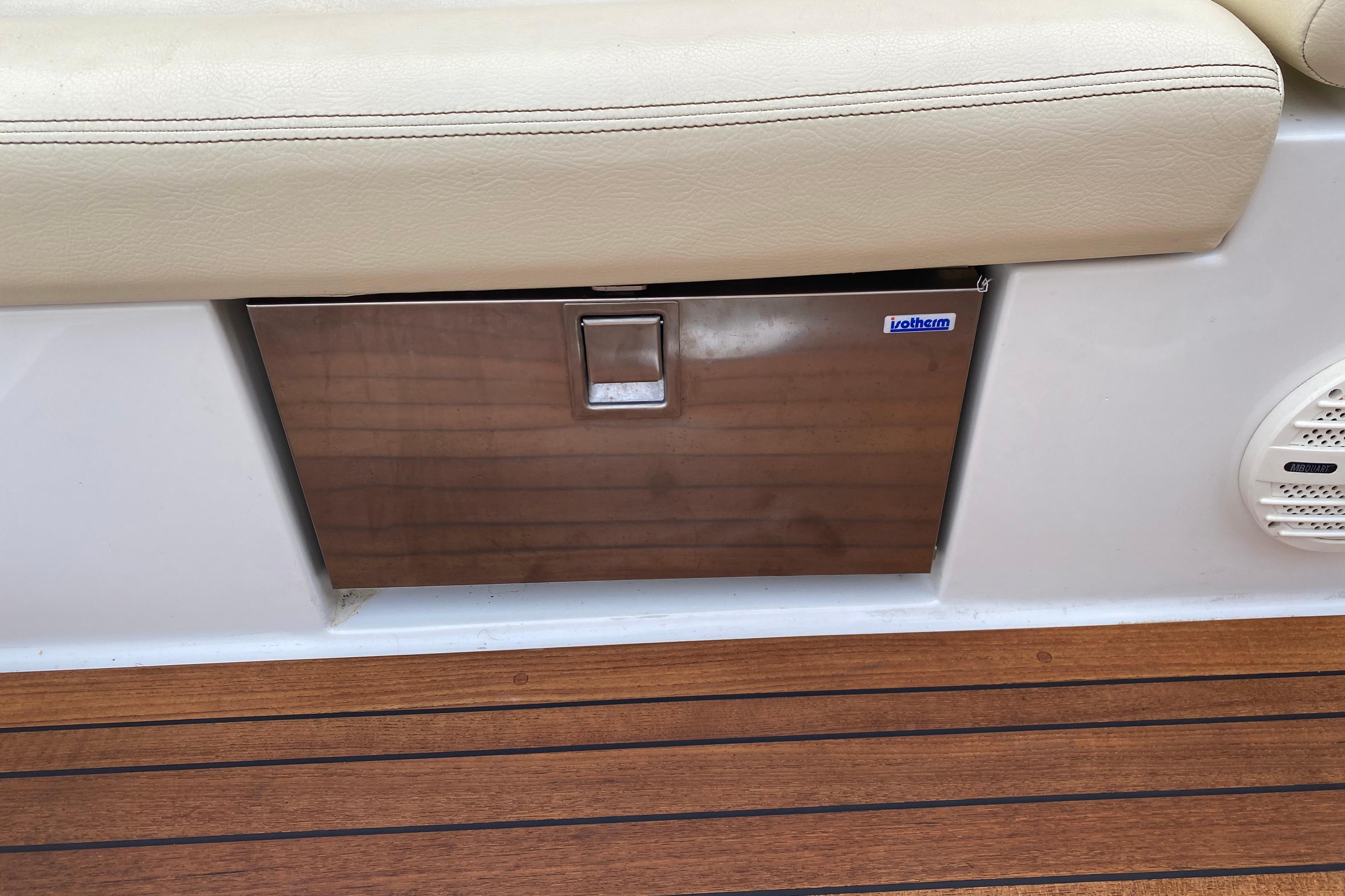 2012 Chris-Craft Corsair 28-14