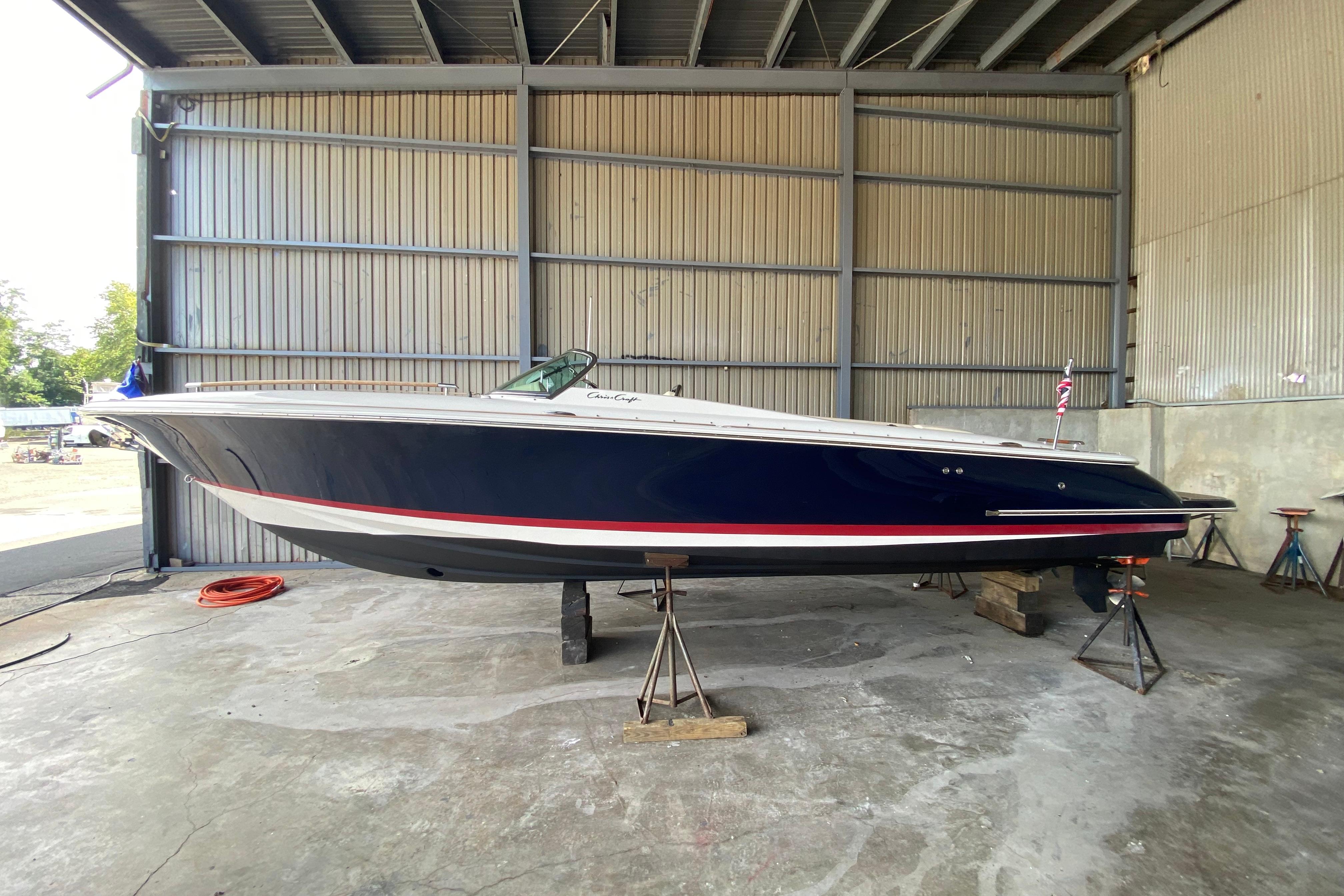 2012 Chris-Craft Corsair 28-32