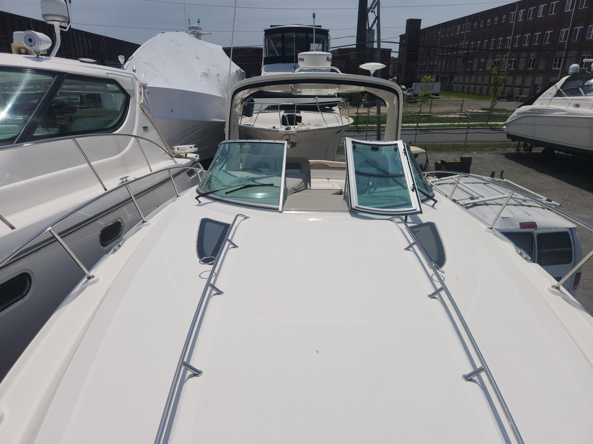 2013-sea-ray-370-sundancer-power-9712236-20250605173219727-1_XLARGE