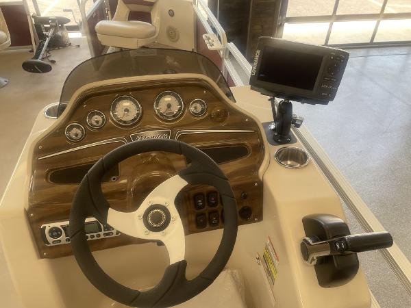2012 Manitou boat for sale, model of the boat is 22 Oasis Angler & Image # 11 of 16