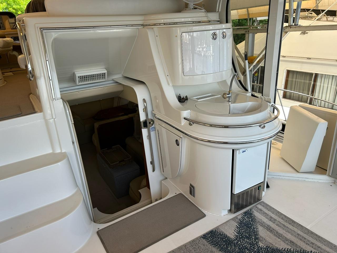 2004-carver-466-motor-yacht-power-9852242-20250625143550414-1