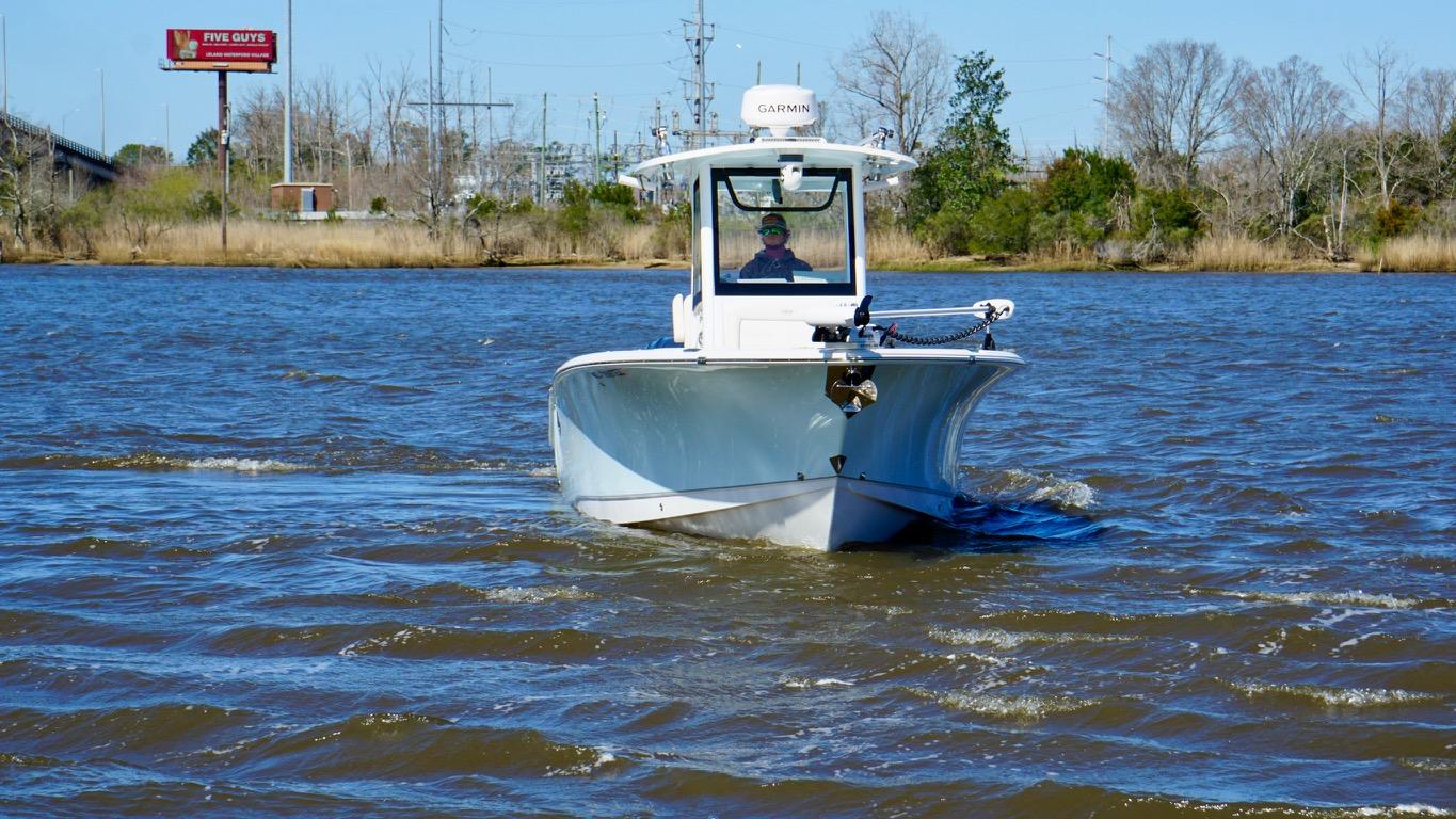 2023 Sea Hunt Gamefish 27 Forward Seating - Image 4