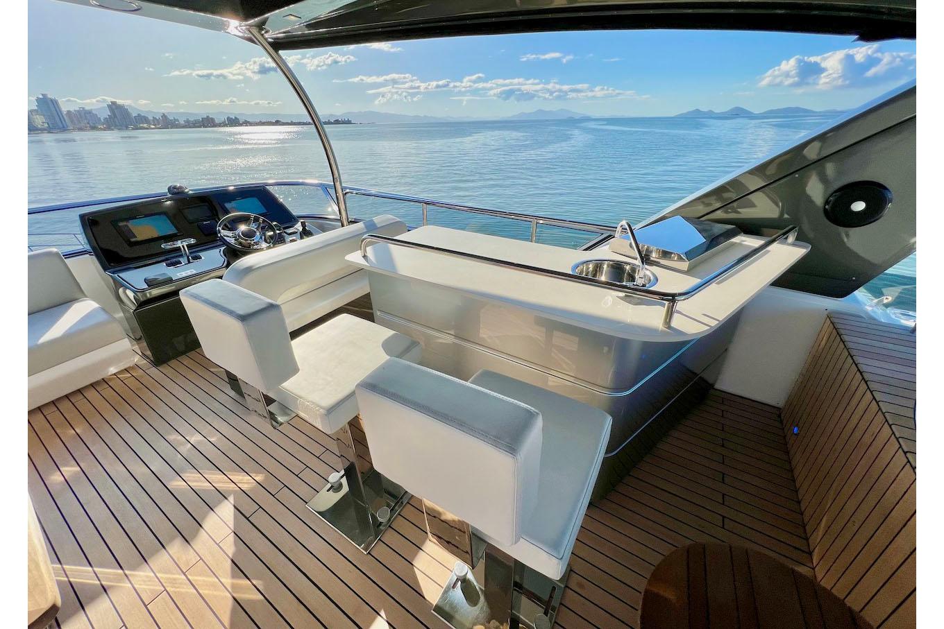 Schaefer Yachts 770