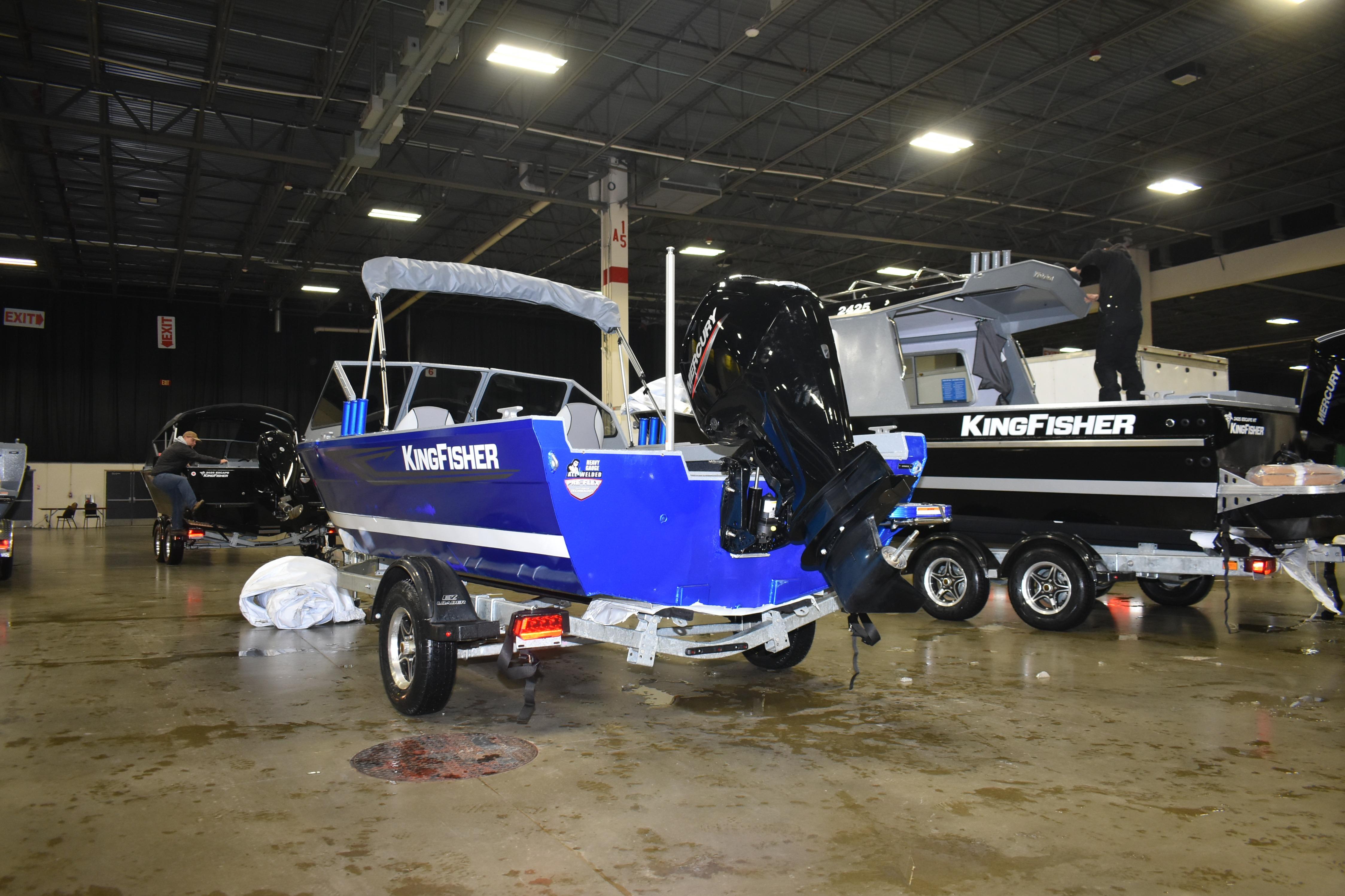 2026 KingFisher 1825 Falcon Gallery