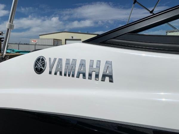 2017 Yamaha boat for sale, model of the boat is SX195 & Image # 2 of 34
