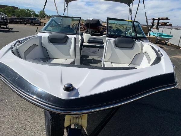 2017 Yamaha boat for sale, model of the boat is SX195 & Image # 16 of 34