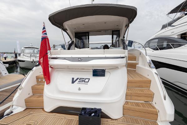 Princess Motor Yacht Sales - Used Princess V50