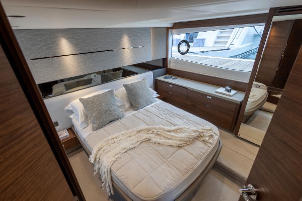 Princess Motor Yacht Sales - Used Princess V50