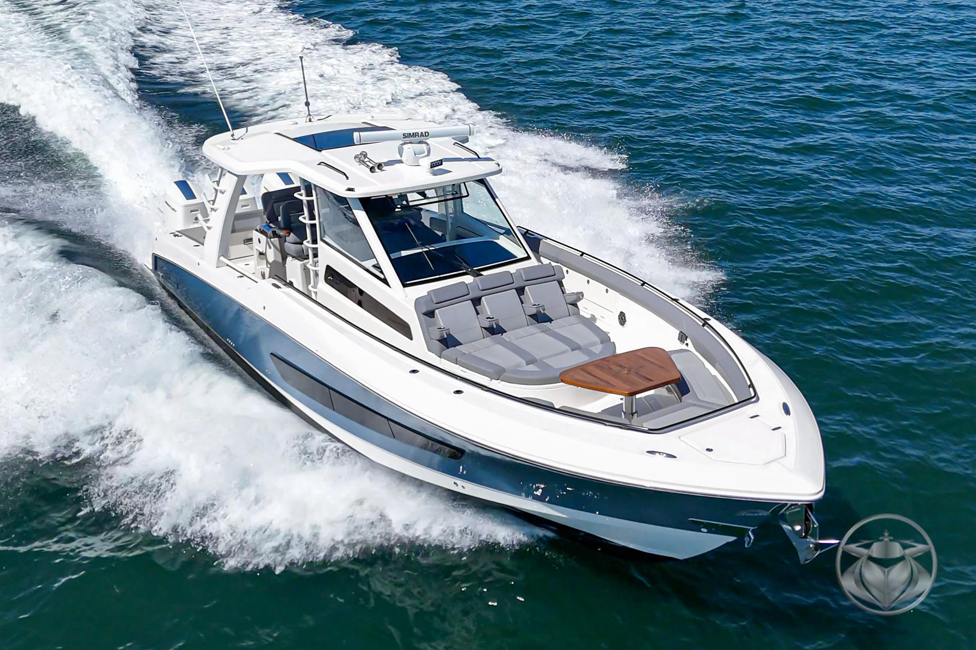 2024 Boston Whaler 420 Outrage #BW0245J inventory image at Sun Country Marine Group, Dana Point 2024 Boston Whaler 420 Outrage #BW0245J inventory image at Sun Country Marine Group, Dana Point