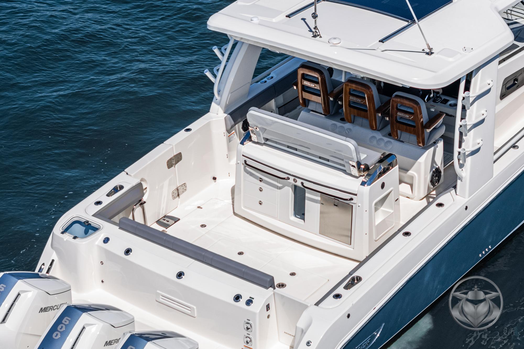 2024 Boston Whaler 420 Outrage #BW0245J inventory image at Sun Country Marine Group, Dana Point 2024 Boston Whaler 420 Outrage #BW0245J inventory image at Sun Country Marine Group, Dana Point