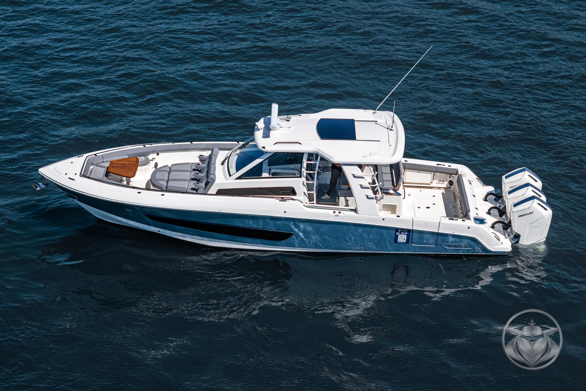 2024 Boston Whaler 420 Outrage #BW0245J inventory image at Sun Country Marine Group, Dana Point 2024 Boston Whaler 420 Outrage #BW0245J inventory image at Sun Country Marine Group, Dana Point