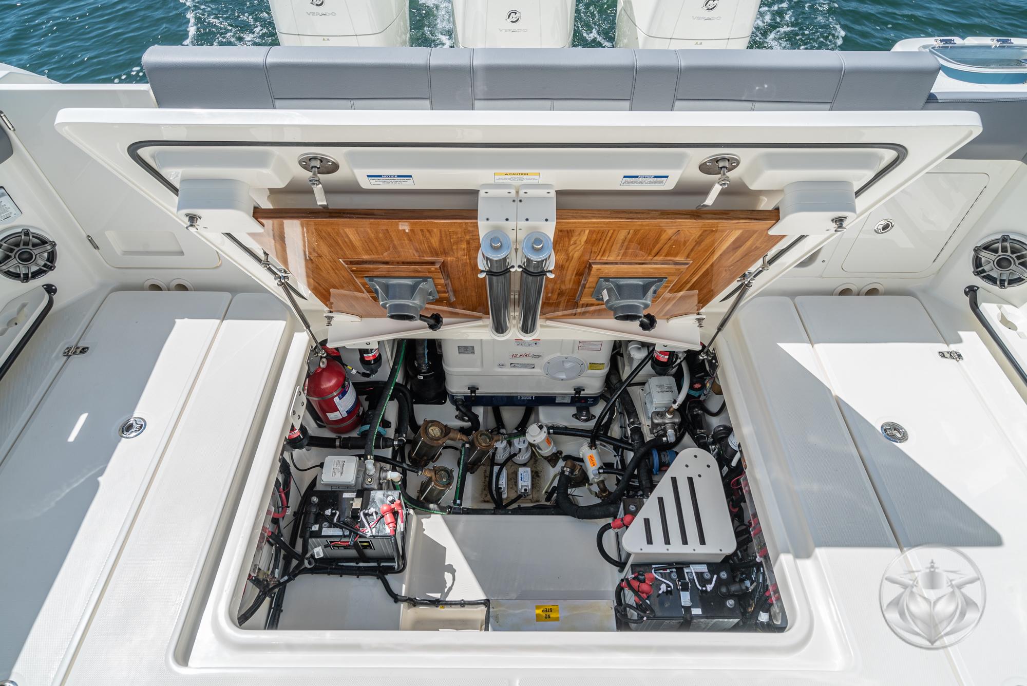 2024 Boston Whaler 420 Outrage #BW0245J inventory image at Sun Country Marine Group, Dana Point 2024 Boston Whaler 420 Outrage #BW0245J inventory image at Sun Country Marine Group, Dana Point