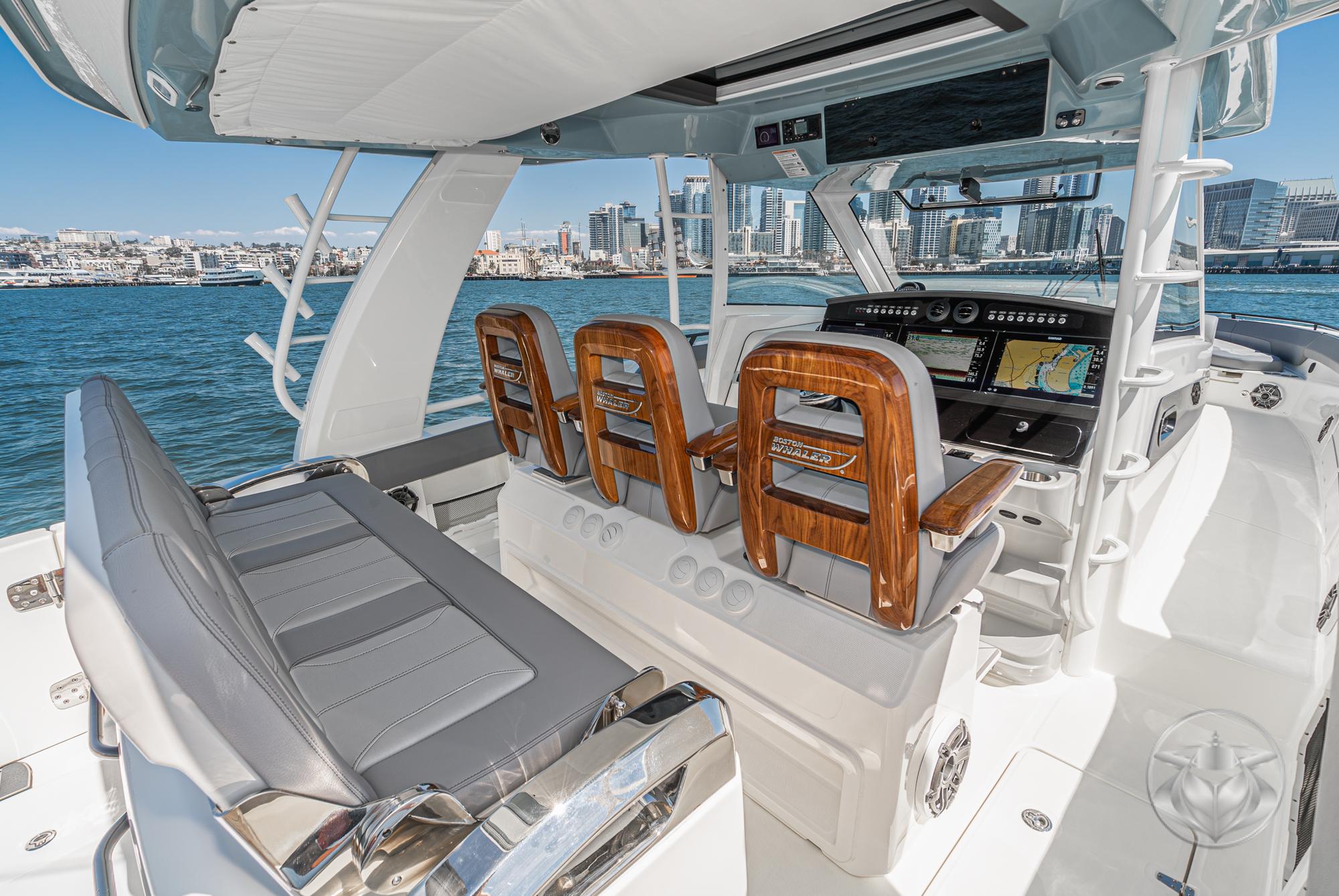 2024 Boston Whaler 420 Outrage #BW0245J inventory image at Sun Country Marine Group, Dana Point 2024 Boston Whaler 420 Outrage #BW0245J inventory image at Sun Country Marine Group, Dana Point