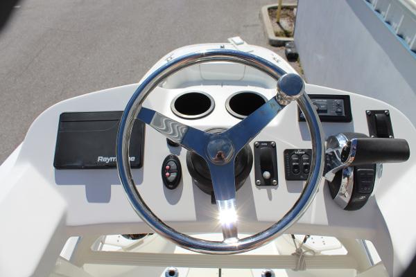 24' Boston Whaler, Listing Number 100911254, Image No. 20