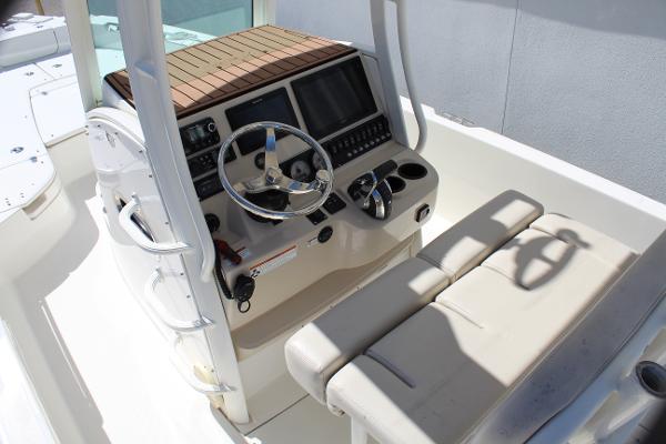 24' Boston Whaler, Listing Number 100911254, Image No. 31