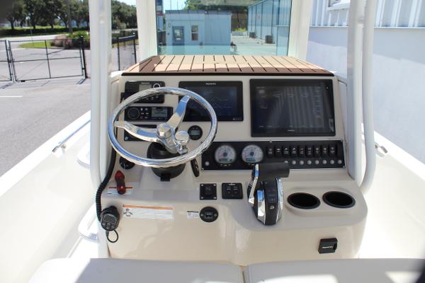 24' Boston Whaler, Listing Number 100911254, Image No. 30