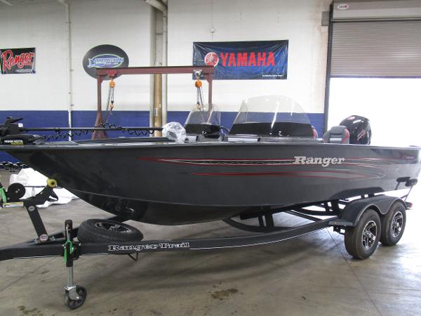 2021 Ranger Boats boat for sale, model of the boat is 1888 DUAL CONSOLE & Image # 2 of 21