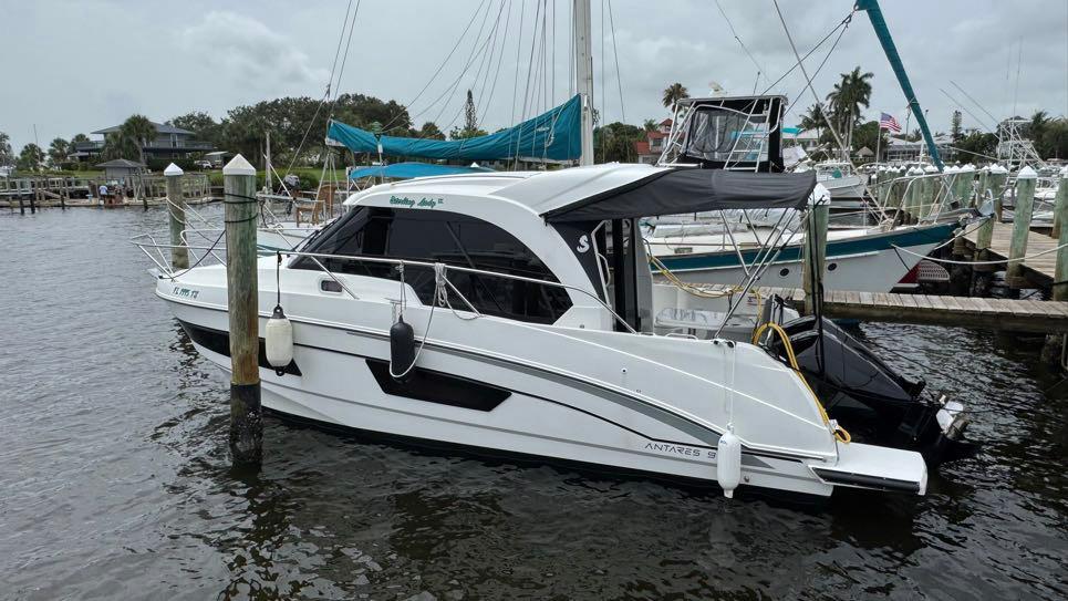 Yacht Photos Pics