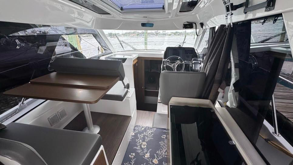 Yacht Photos Pics