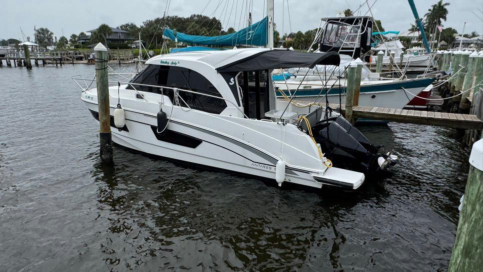 Yacht Photos Pics