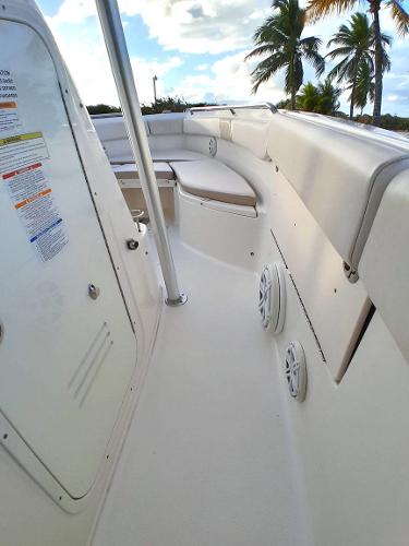 26' Robalo, Listing Number 100914033, - Photo No. 38