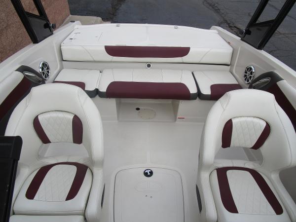 2016 Tahoe boat for sale, model of the boat is 500 TS & Image # 9 of 25
