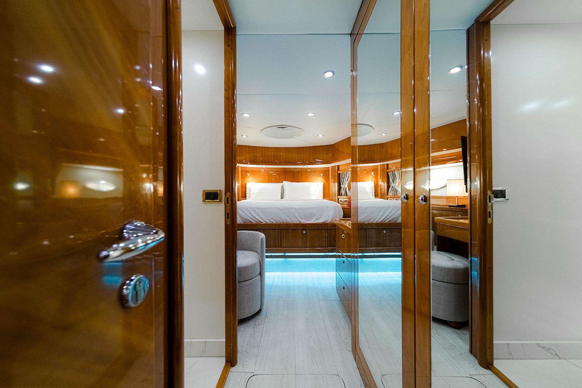 Entry to VIP Forward Stateroom