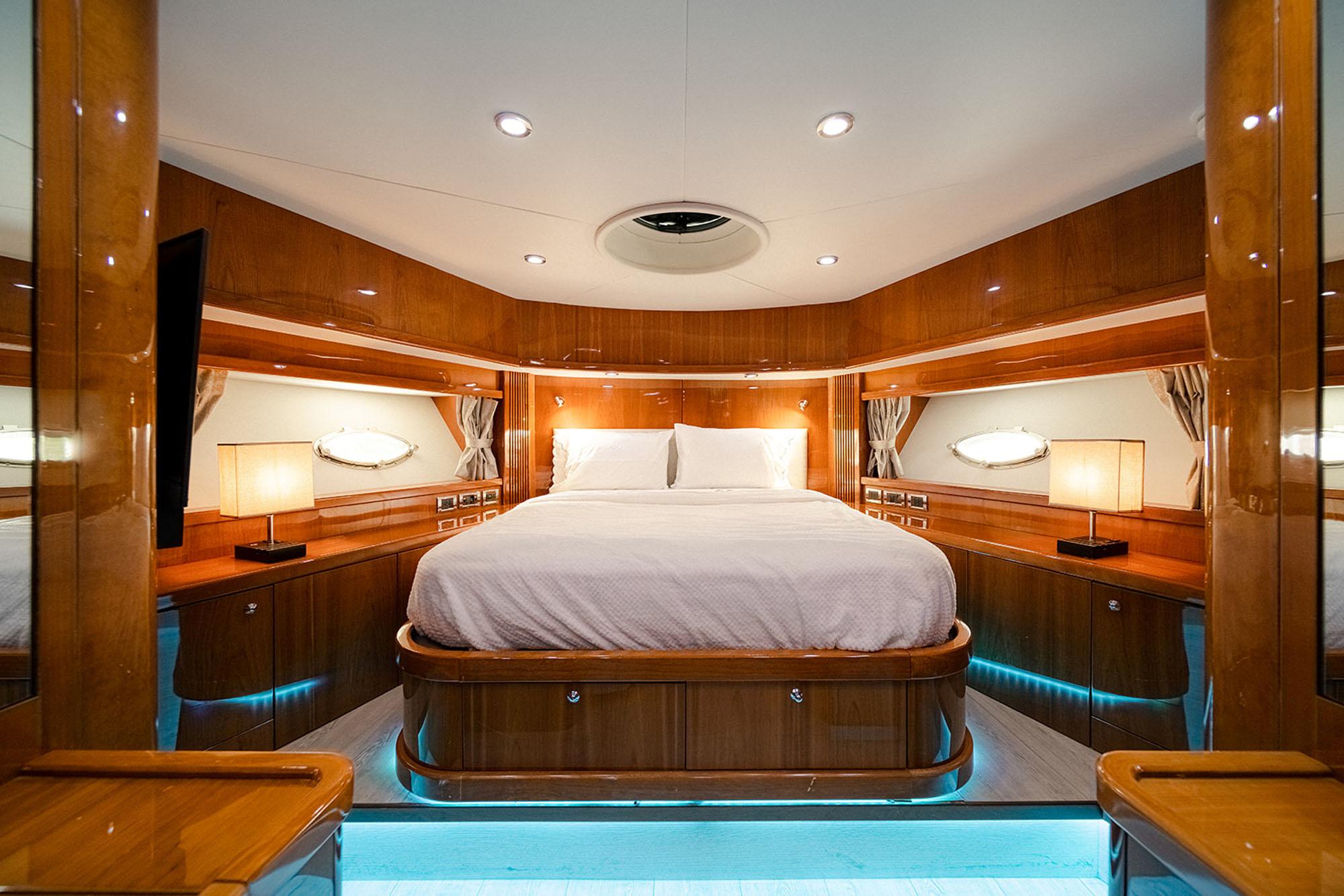 Queen Island Berth