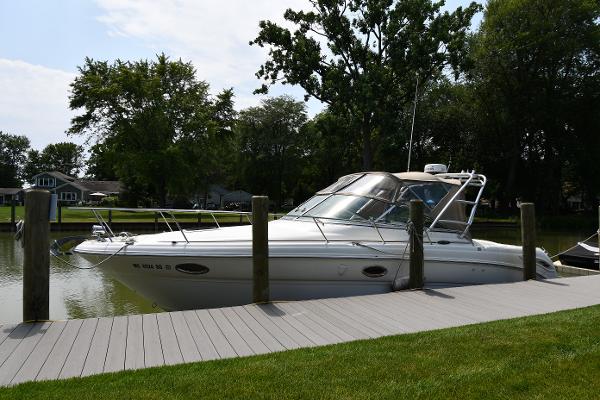 29' Sea Ray, Listing Number 100875622, - Photo No. 1