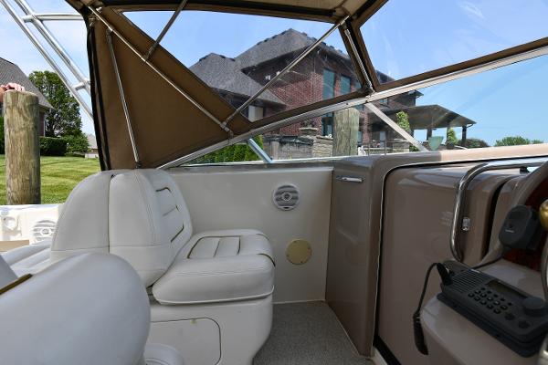29' Sea Ray, Listing Number 100875622, - Photo No. 17