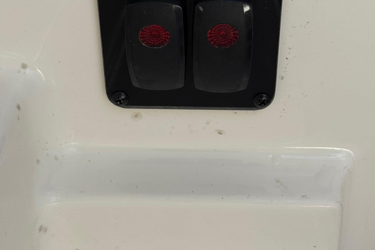 2023-cobia-280-center-console-power-9902290-20250807141210428-4