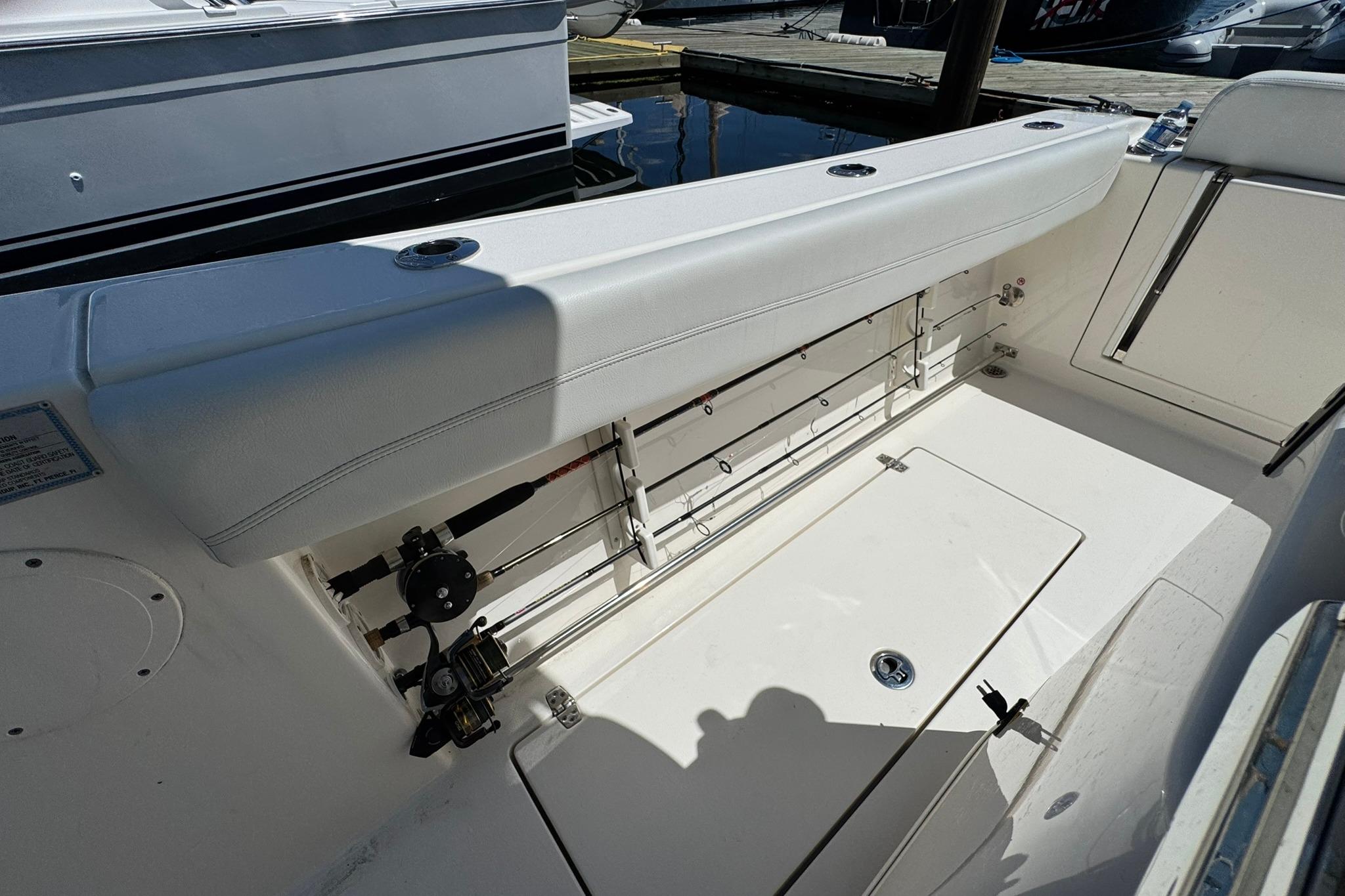 2023-cobia-280-center-console-power-9902290-20250807141223022-4