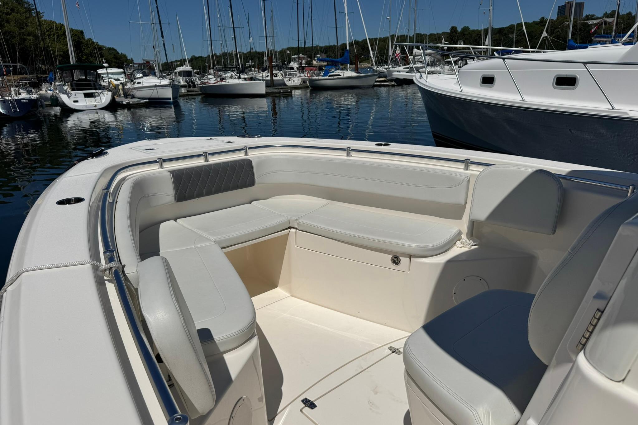 2023-cobia-280-center-console-power-9902290-20250807141232020-1