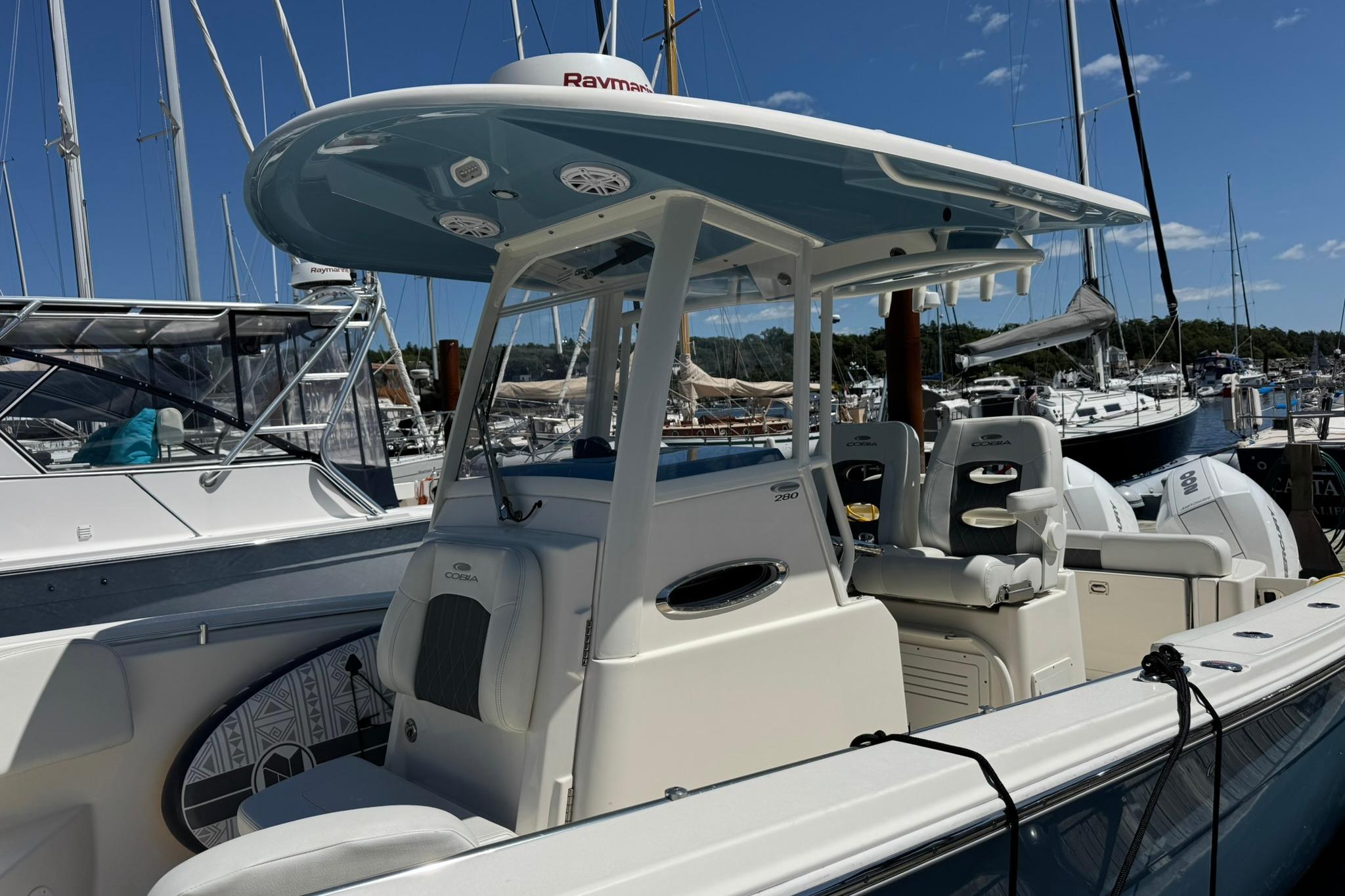 2023-cobia-280-center-console-power-9902290-20250807141232277-2
