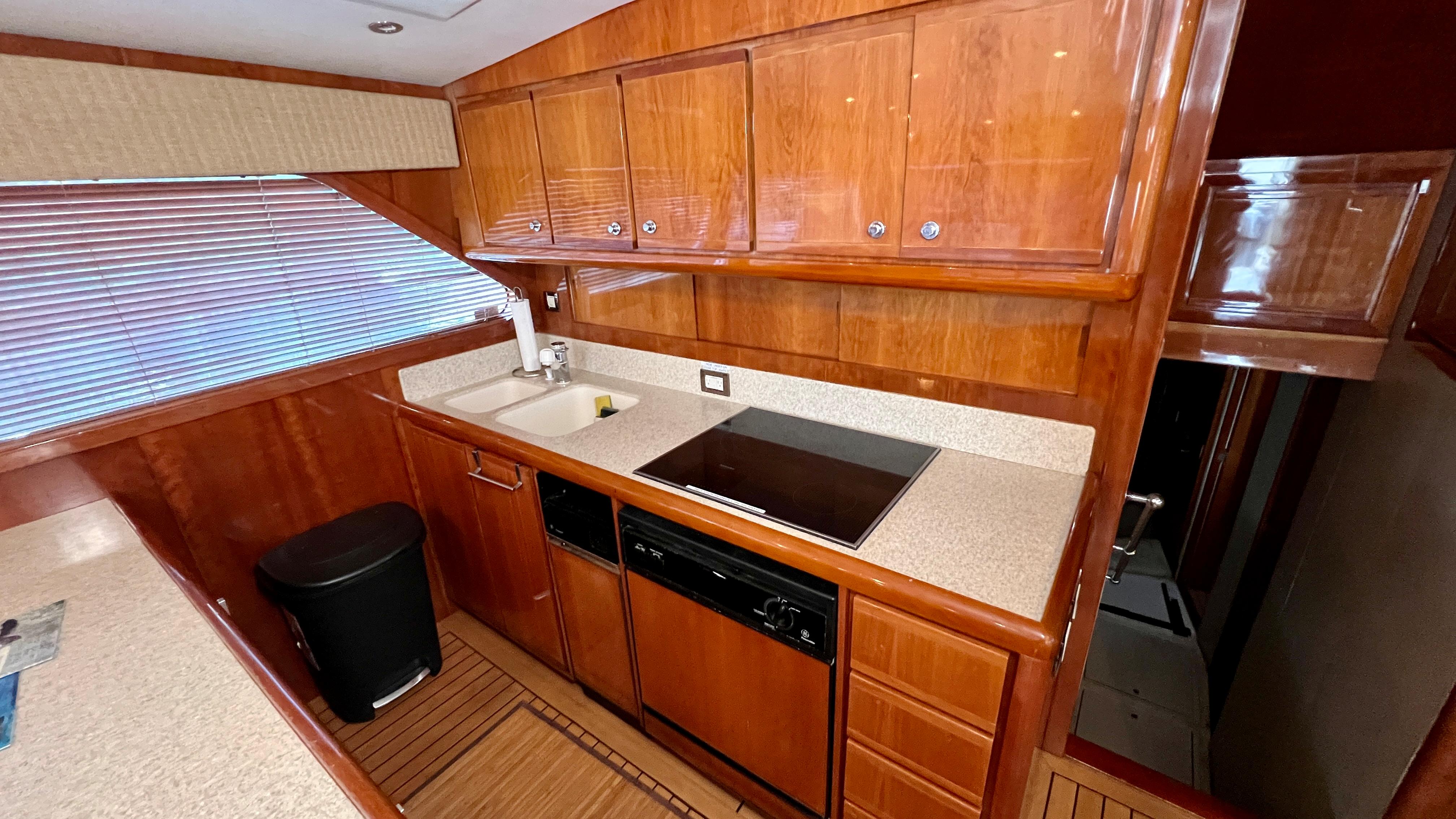 Hawksbill Yacht for Sale | 60 Bertram Yachts Dania Beach, FL | Denison ...