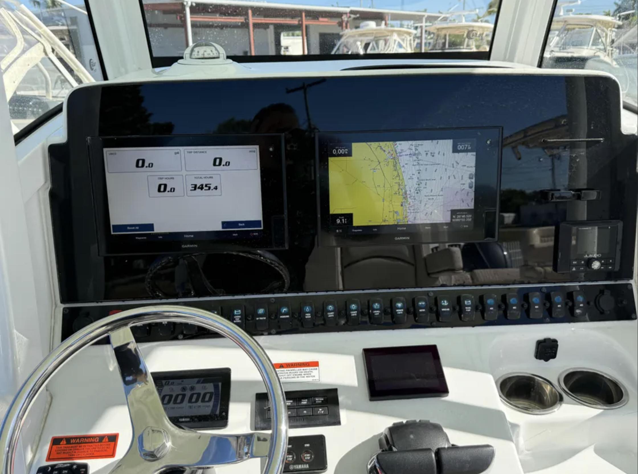 2021-sea-hunt-gamefish-30-forward-seating-power-9762298-20250417085711588-1_XLARGE