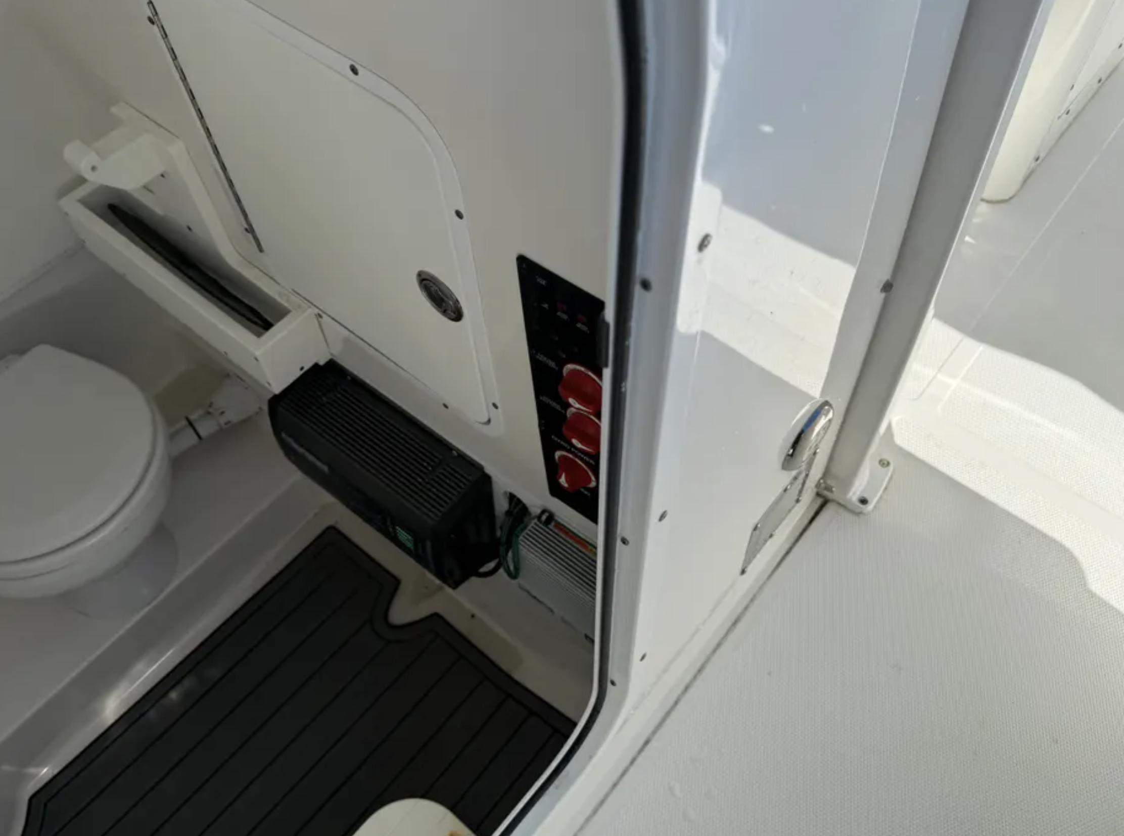 2021-sea-hunt-gamefish-30-forward-seating-power-9762298-20250417085727419-1_XLARGE