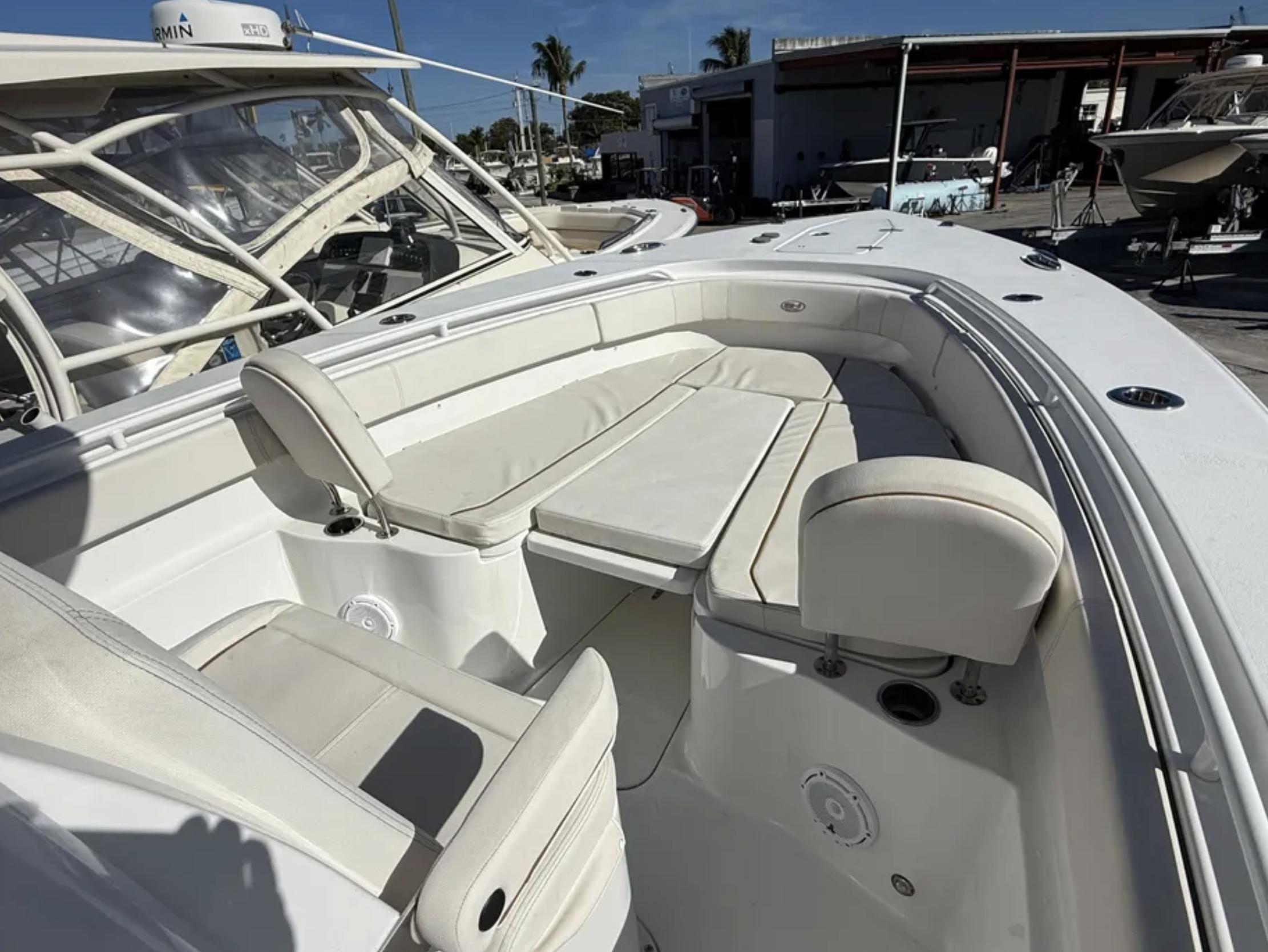 2021-sea-hunt-gamefish-30-forward-seating-power-9762298-20250417085740612-1_XLARGE