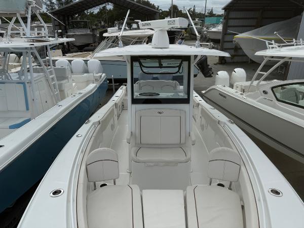 2021-sea-hunt-gamefish-30-forward-seating-power-9762298-20250505112616344-1_XLARGE