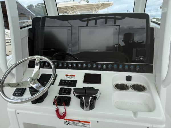 2021-sea-hunt-gamefish-30-forward-seating-power-9762298-20250505112618359-1_XLARGE
