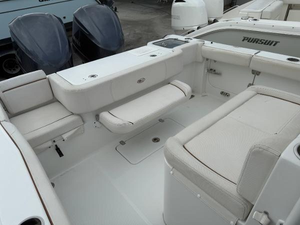 2021-sea-hunt-gamefish-30-forward-seating-power-9762298-20250505112621357-1_XLARGE