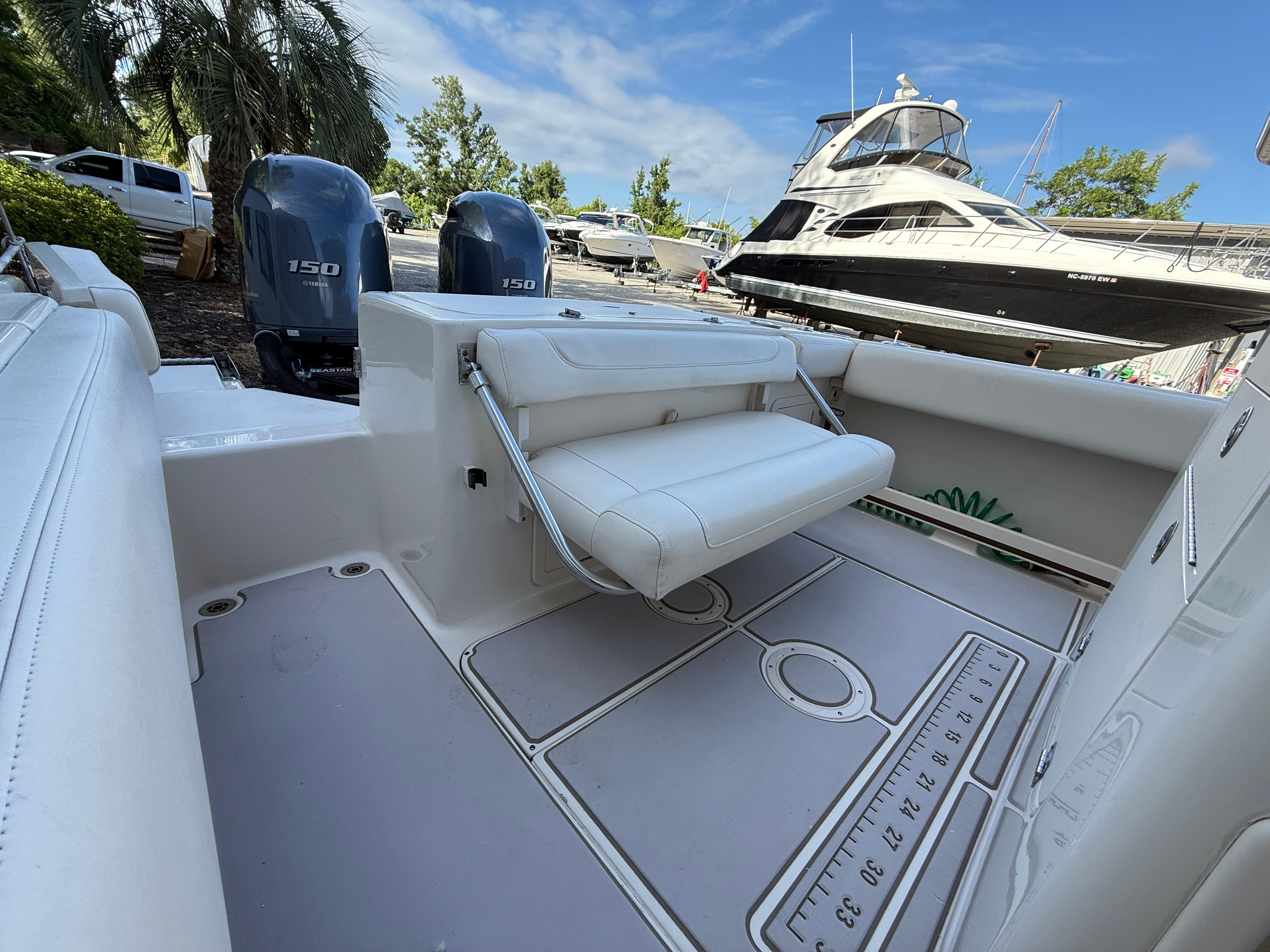 Boat image 13