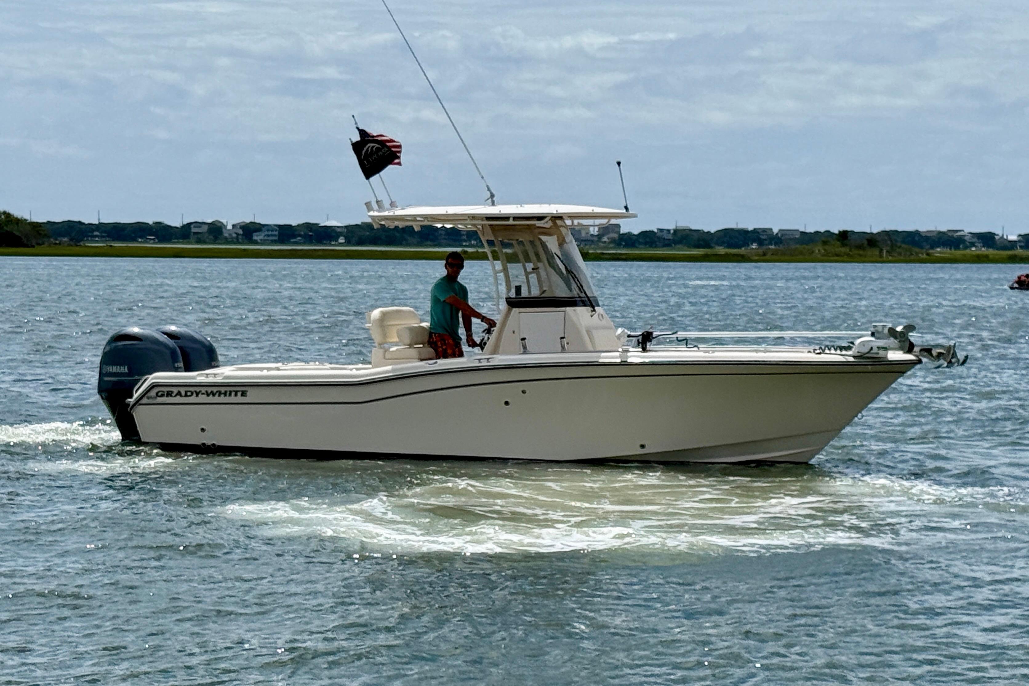 Boat image 3